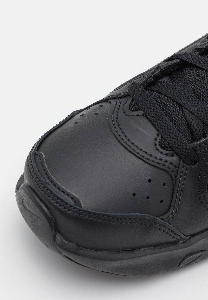 Nike Performance Nike Performance NIKE DEFYALLDAY - Training shoe - black Letzter Tag