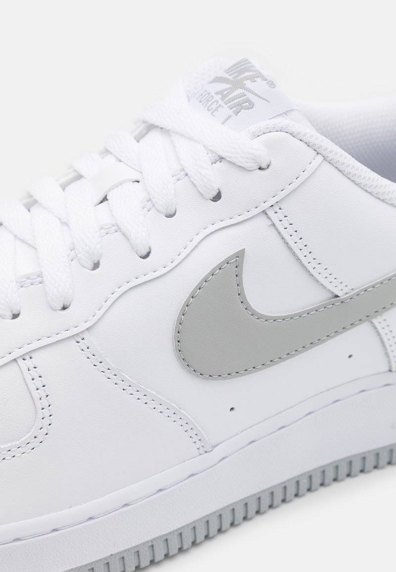 Nike Sportswear Nike Sportswear AIR FORCE 1 '07 - Trainers Günstig kaufen