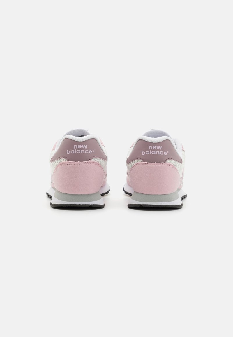 New Balance New Balance GW500 - Trainers - alpha pink Großer Ausverkauf