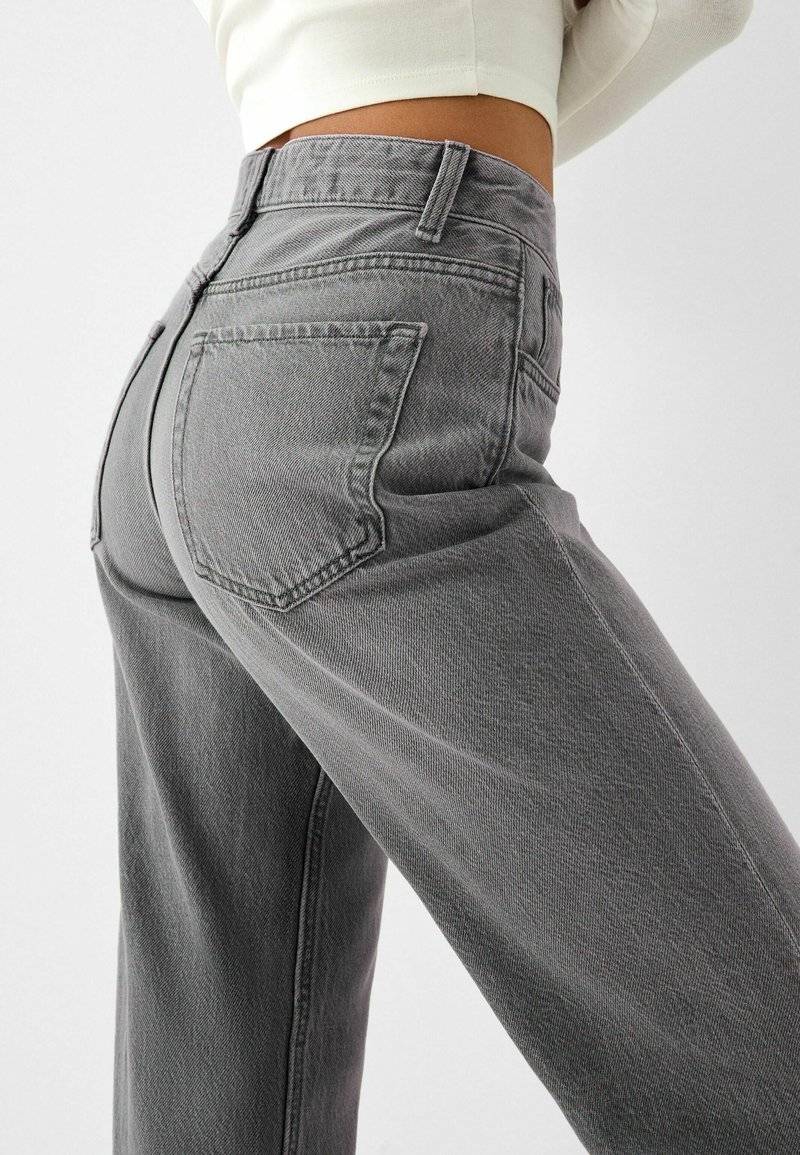 Bershka Bershka Flared Jeans - mottled dark grey JETZT KAUFEN