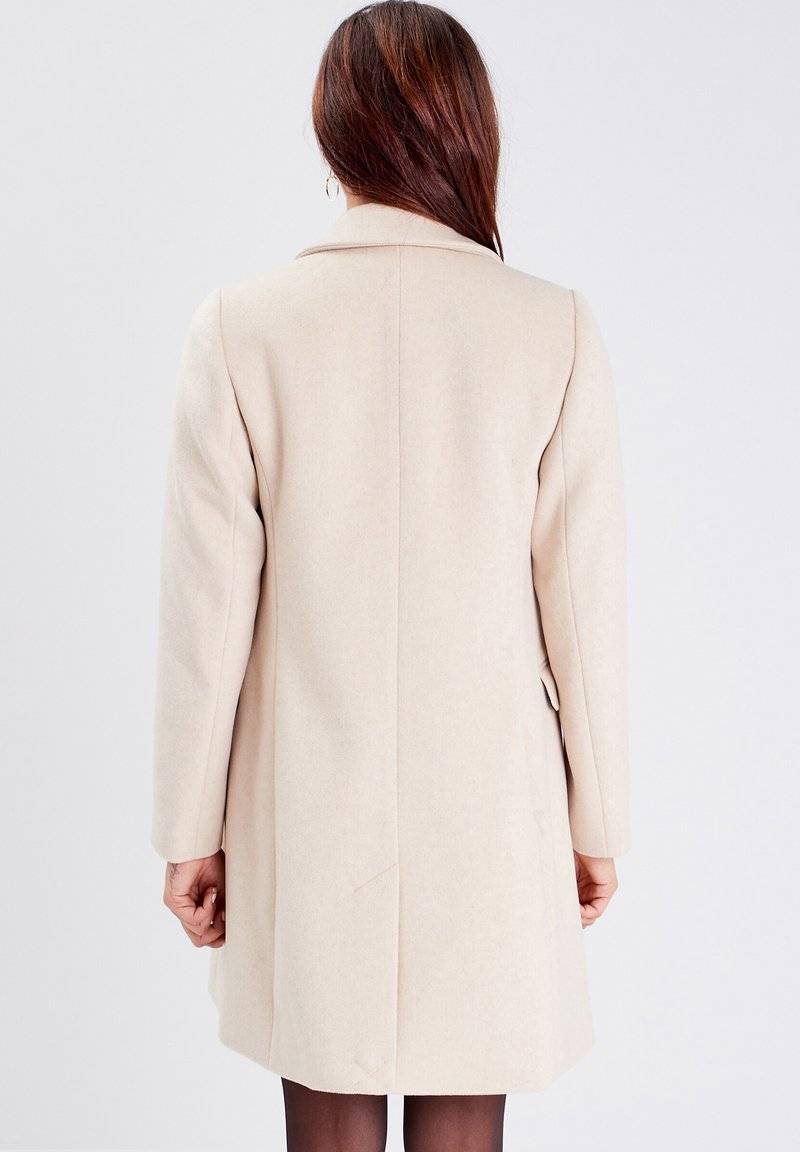 Cache Cache Cache Cache GERADER MIT KNÖPFEN - Classic coat - beige Letzter Tag