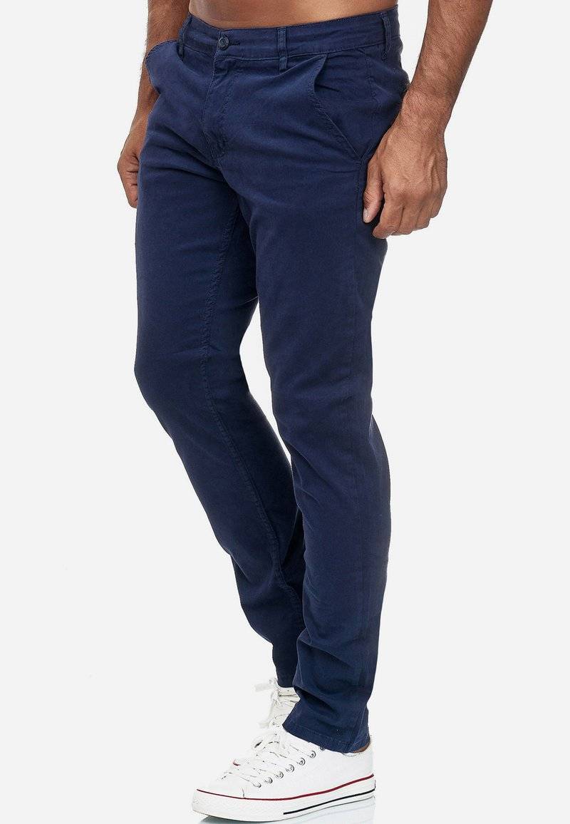 Tazzio Tazzio Chinos - navyblau 50% Rabatt mit kostenlosem Versand