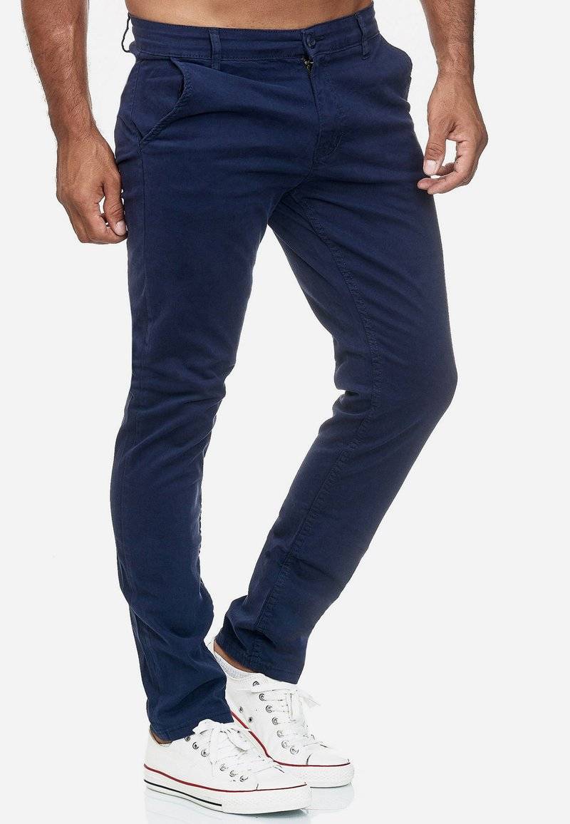 Tazzio Tazzio Chinos - navyblau 50% Rabatt mit kostenlosem Versand