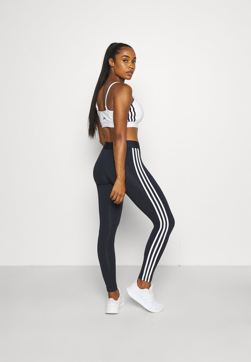 adidas Sportswear adidas Sportswear 3 STRIPES - Leggings Rabatt