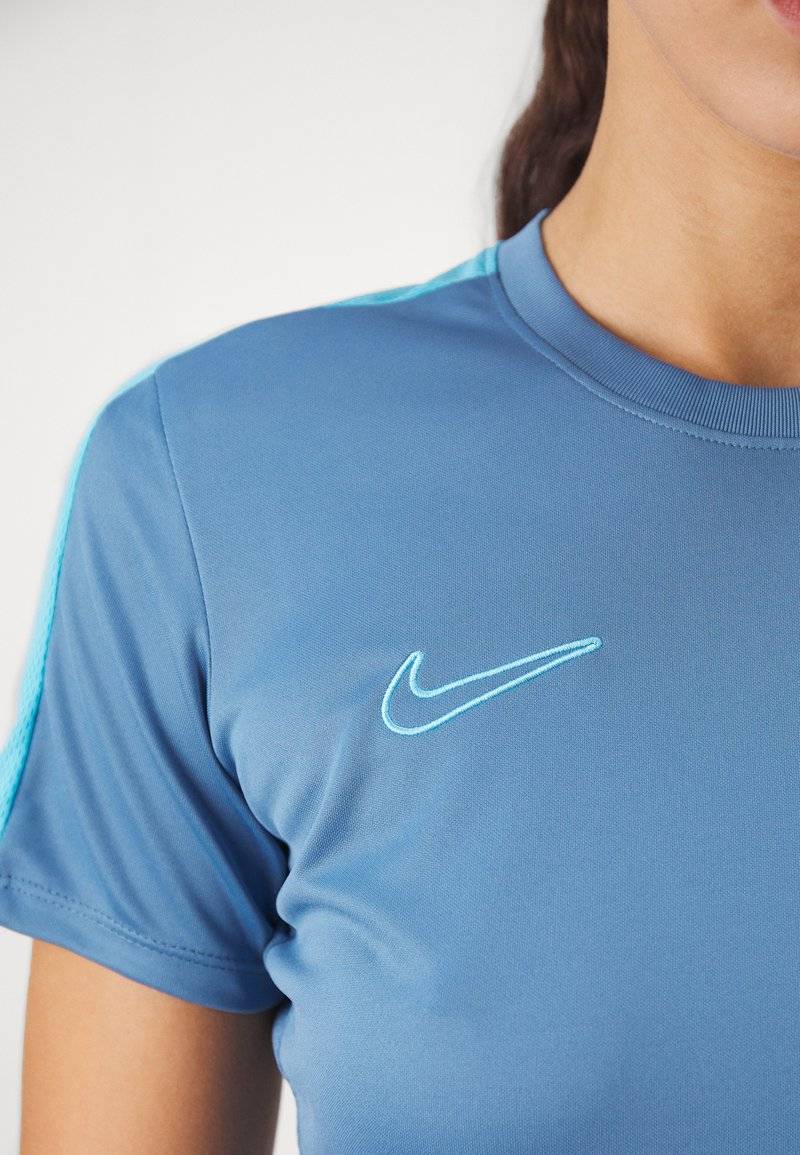 Nike Performance Nike Performance Sports T-shirt Begrenztes Angebot