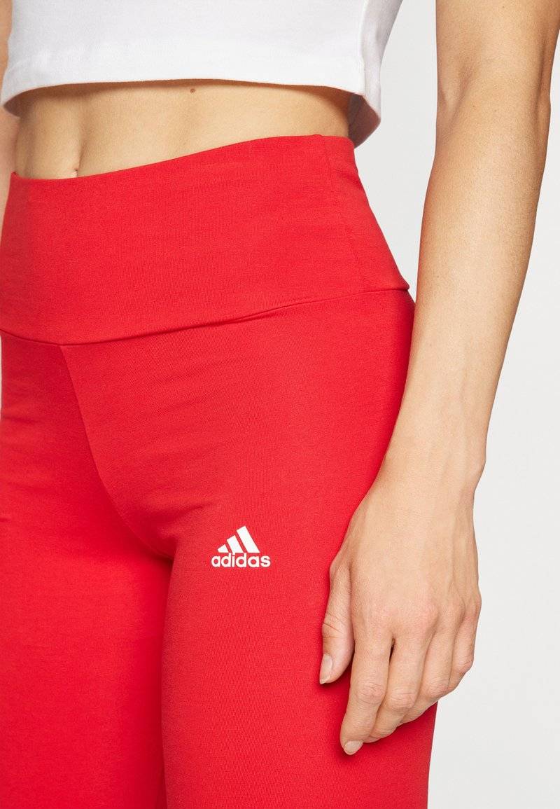 adidas Sportswear adidas Sportswear ESSENTIALS HIGH-WAISTED - Leggings - better scarlet Begrenzte Freigabe