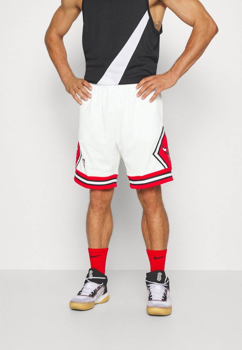 Mitchell & Ness Mitchell & Ness NBA CHICAGO BULLS SWINGMAN SHORT - Sports shorts - white Discount Store für neue Produkte
