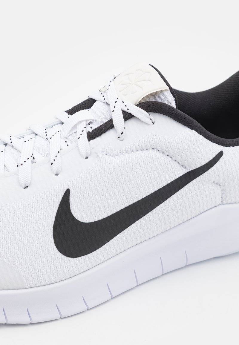 Nike Performance Nike Performance FLEX EXPERIENCE RN 12 - Competition running shoes Kostenloser Versand international