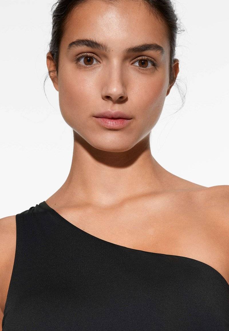 OYSHO OYSHO ASYMMETRIC - Swimsuit - black 2025