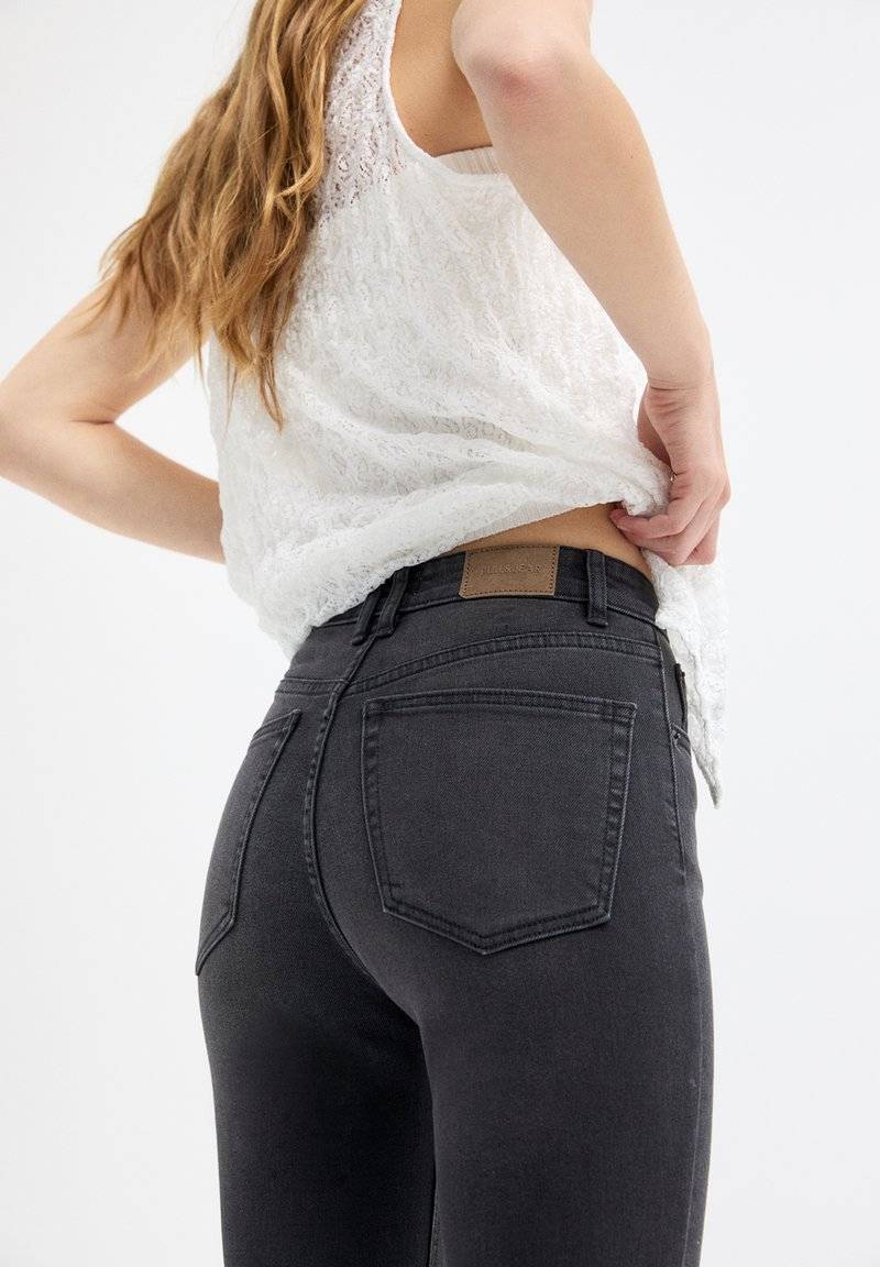 PULL&BEAR PULL&BEAR BASIC MOM COMFORT - Straight leg jeans - black Sonderangebot der Fabrik