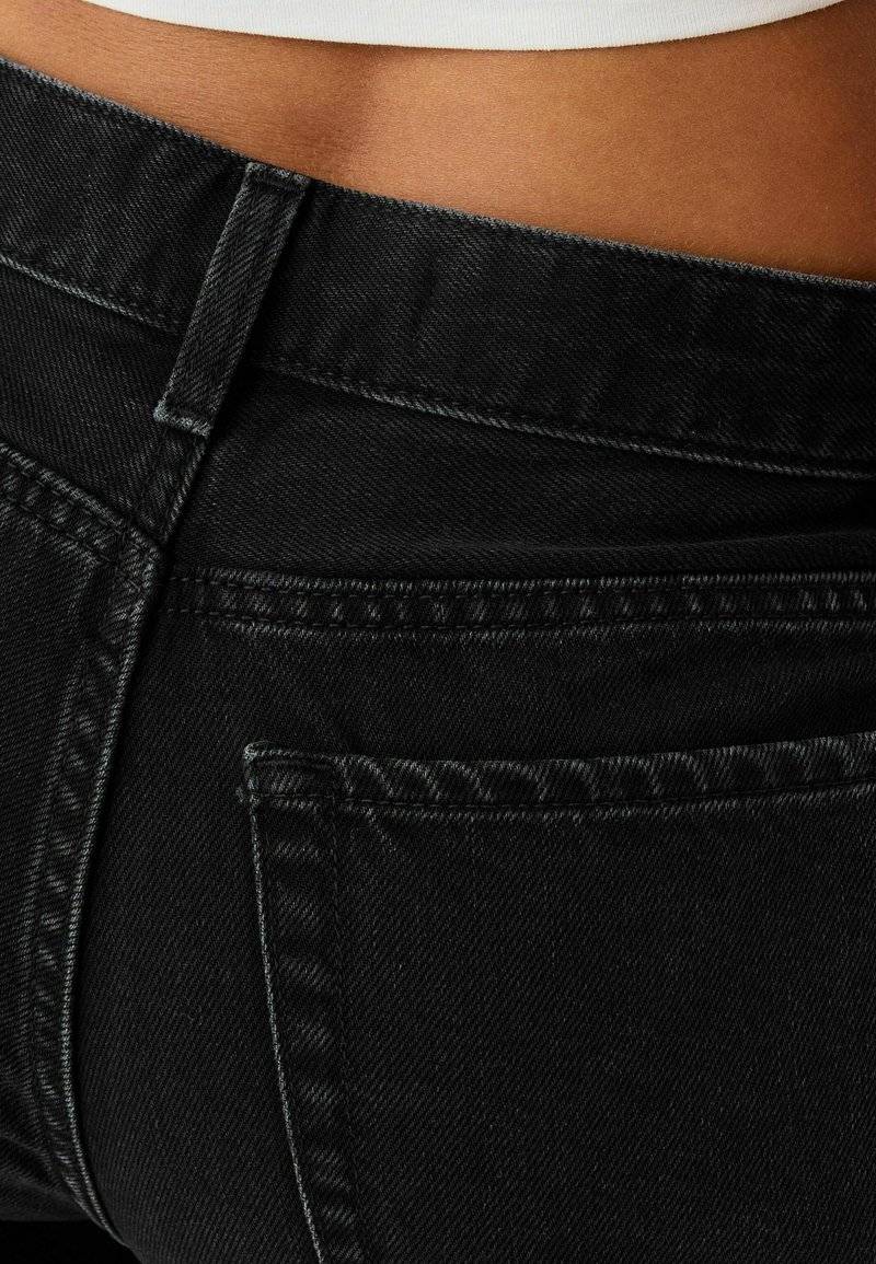 Bershka Bershka Flared Jeans - black Fabrikladen