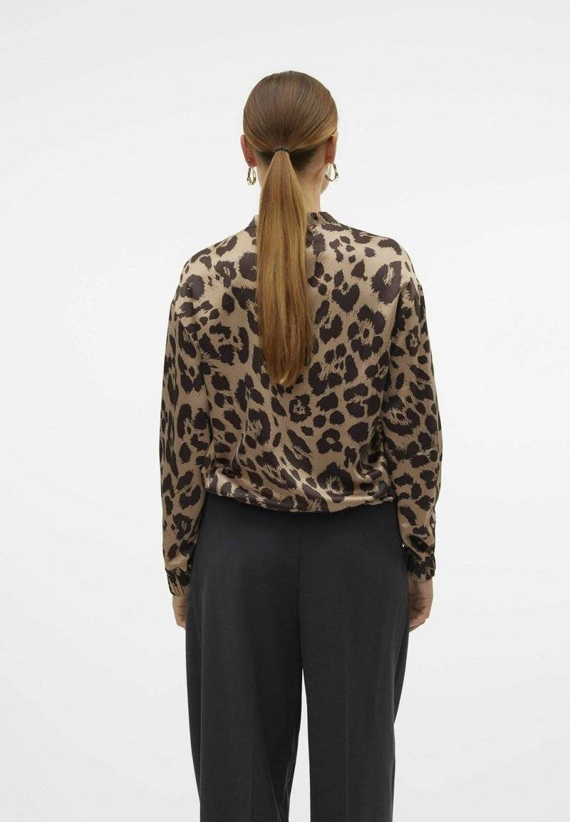 Vero Moda Vero Moda VMMERLE MANTEL - Summer jacket - silver mink 2025