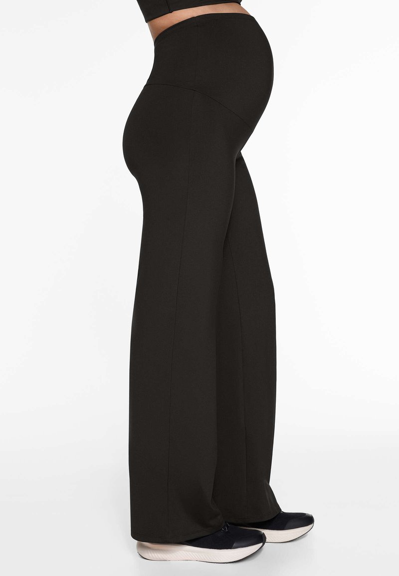 OYSHO OYSHO COMFORTLUX MATERNITY STRAIGHT-LEG - Trousers - black
