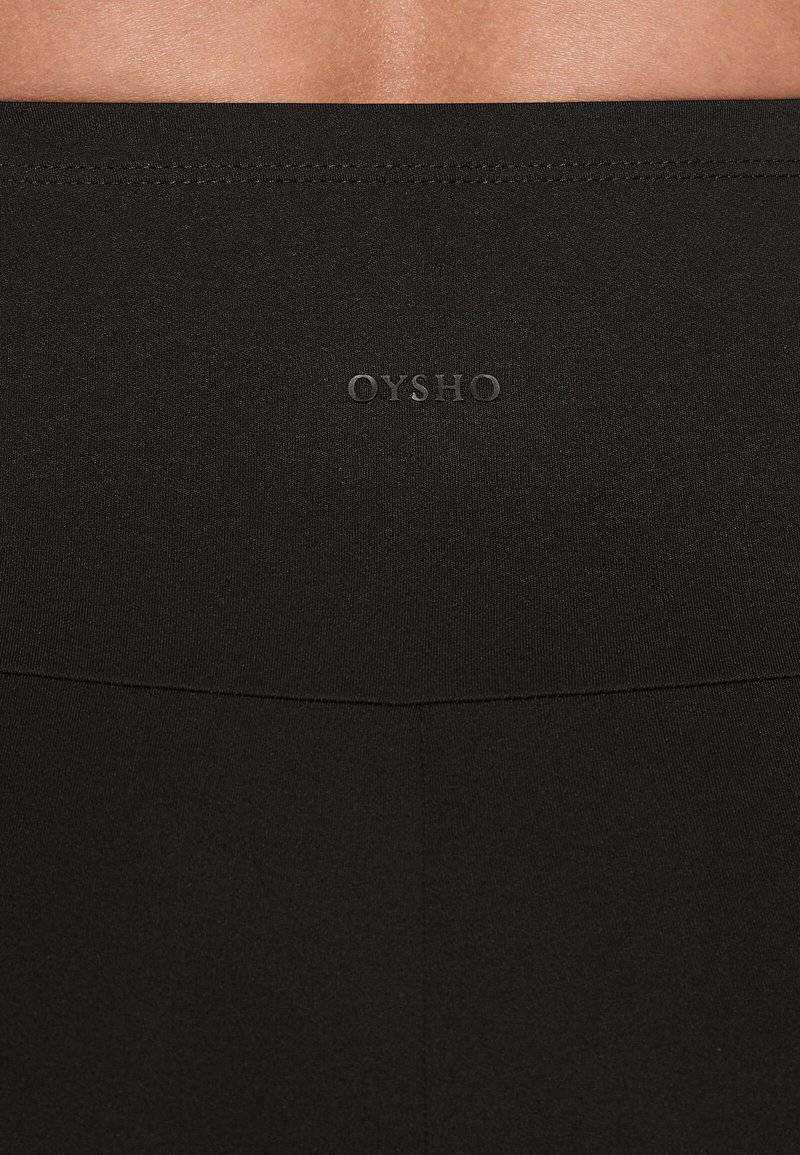 OYSHO OYSHO COMFORTLUX MATERNITY STRAIGHT-LEG - Trousers - black Großer Ausverkauf