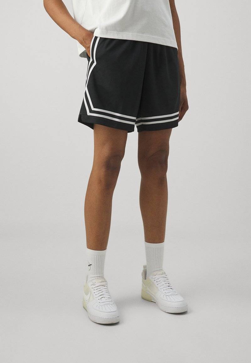 Nike Performance Nike Performance CROSSOVER SHORT - Sports shorts - black black white Flash Sale
