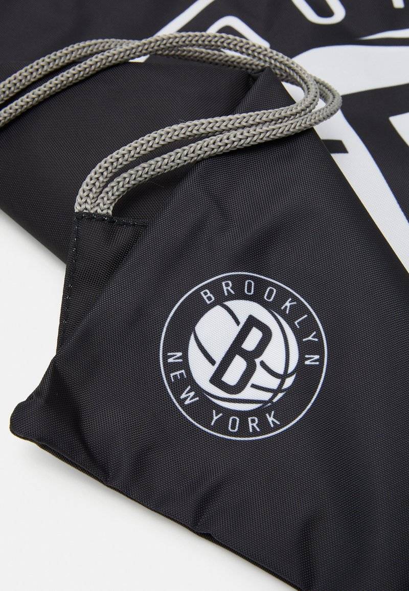 NBA NBA NBA BROOKLYN NETS GYM SACK - Drawstring sports bag - black Saisonschlussverkauf