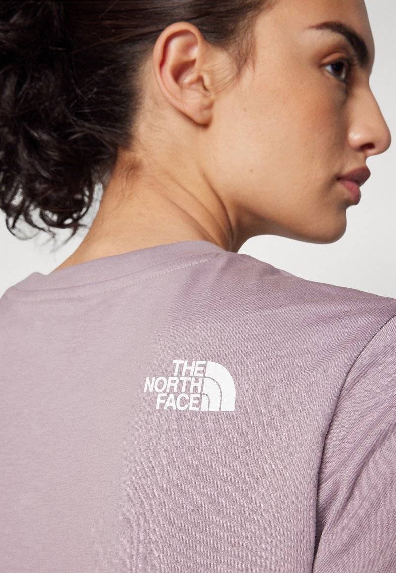 The North Face The North Face SIMPLE DOME - Print T-shirt - purple chalk Weihnachtsangebot