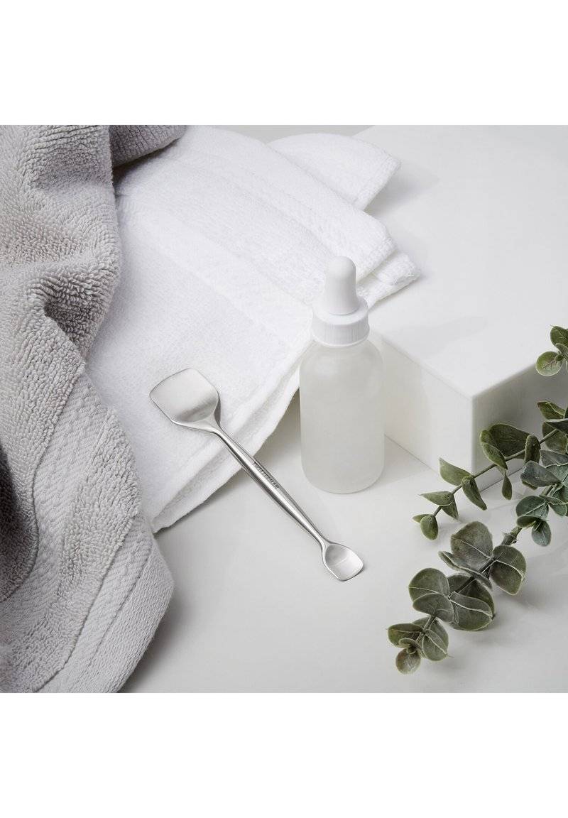 TWEEZERMAN TWEEZERMAN PORE PREP TOOL - Skincare tool - silver Kauf eins, bekomm eins gratis