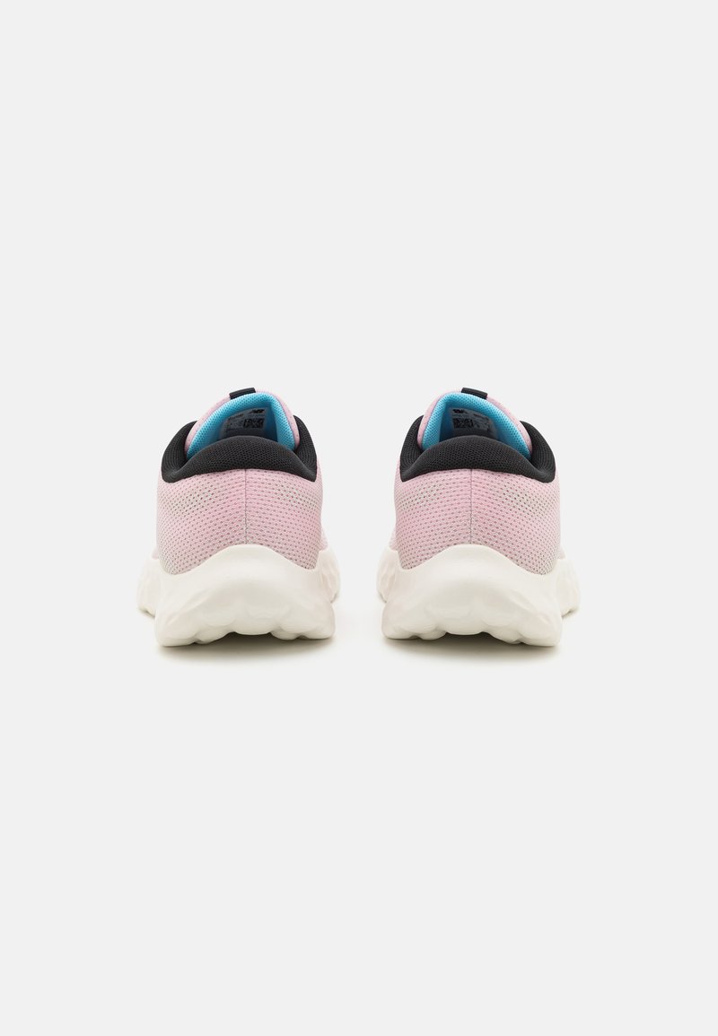 New Balance New Balance 520V8 UNISEX - Competition running shoes - mid century pink Im Verkauf