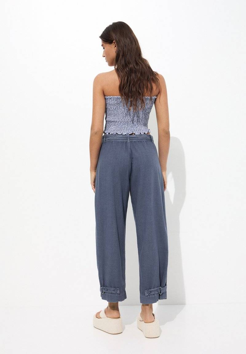 PULL&BEAR PULL&BEAR Trousers - blue Flash Sale