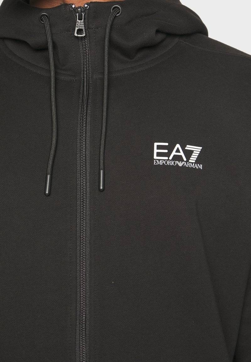 EA7 Emporio Armani EA7 Emporio Armani TRACKSUIT - Tracksuit - nero Vierteljährliche Förderung
