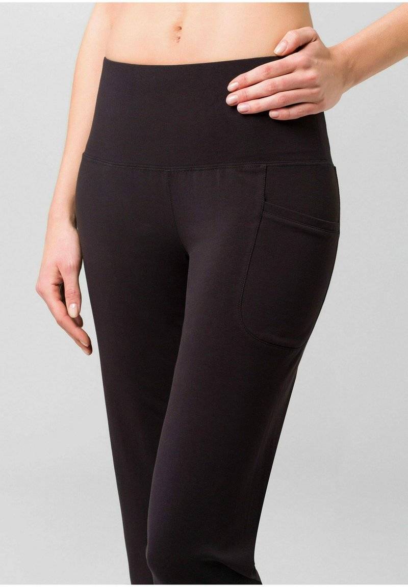 LASCANA Active LASCANA Active 3/4 sports trousers - schwarz Nur noch ein Tag übrig