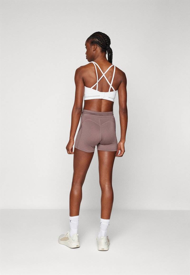 Puma Puma PAMELA REIF SHORTS	 - Leggings - damson plum Begrenzt auf 3 Tage