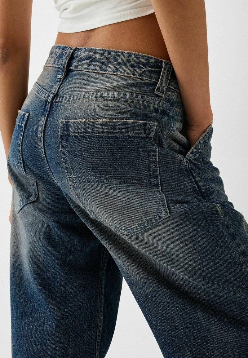 Bershka Bershka Relaxed fit jeans - dark blue Cyber Monday