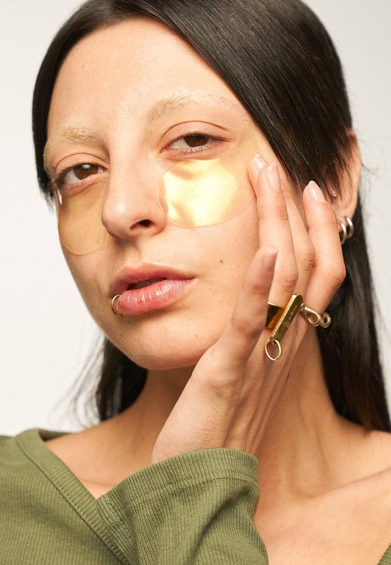 Revolution Skincare Revolution Skincare REVOLUTION SKINCARE HYALURONIC ACID HYDRO GEL EYE PATCHES - Eyecare Lagerräumung
