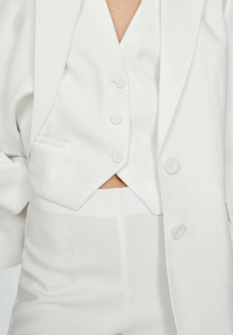Mango Mango IGUANA - Waistcoat - white Blitzverkäufe