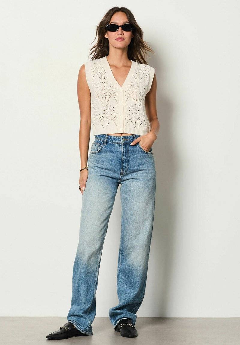 Etam Etam FOLIO - Waistcoat - ecru Sonderangebot