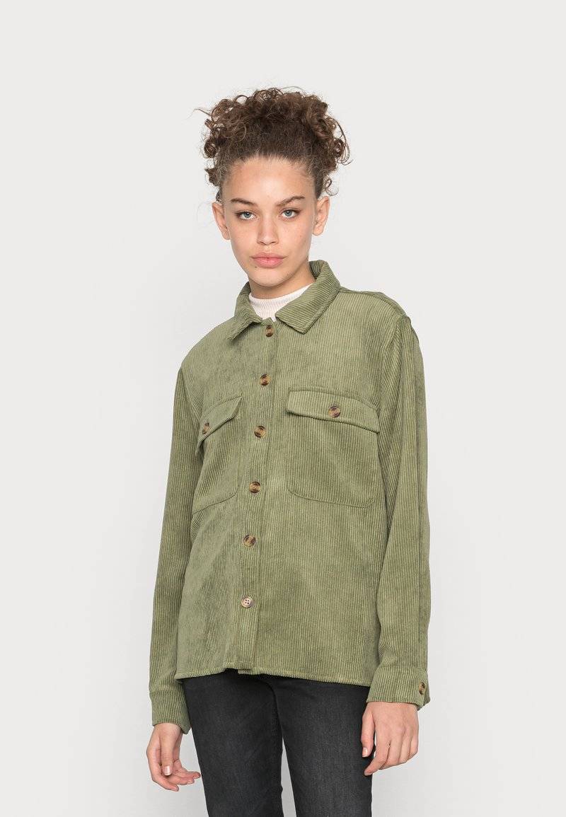 Pieces Pieces PCEFFI - Button-down blouse - olivine