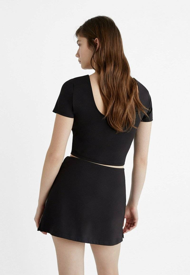 Stradivarius Stradivarius Mini skirt - black Vatertagsangebot