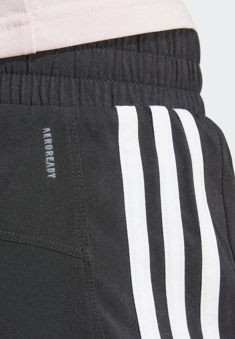 adidas Performance adidas Performance PACER 3-STRIPES WOVEN - Sports shorts - black Heißer Verkauf