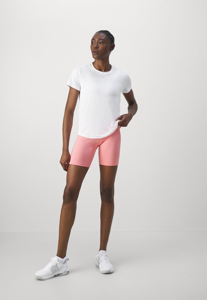 Nike Performance Nike Performance ONE CLASSIC TOP - Sports T-shirt - white Exklusive Angebote