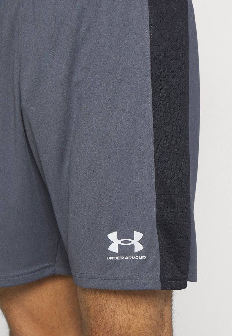 Under Armour Under Armour SHORT - Sports shorts Blitzangebot