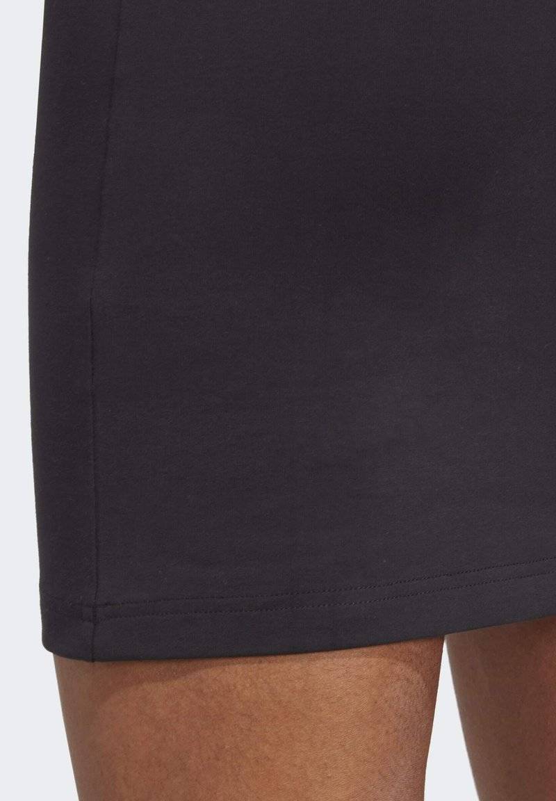 adidas Sportswear adidas Sportswear ESSENTIALS 3-STRIPES SINGLE FITTED - Jersey dress - black white Kostenlose Rückgabe