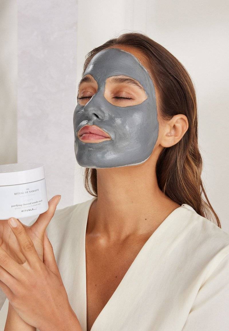 Rituals Rituals THE RITUAL OF NAMASTE PURIFYING CHARCOAL MASK - Face mask Angebote