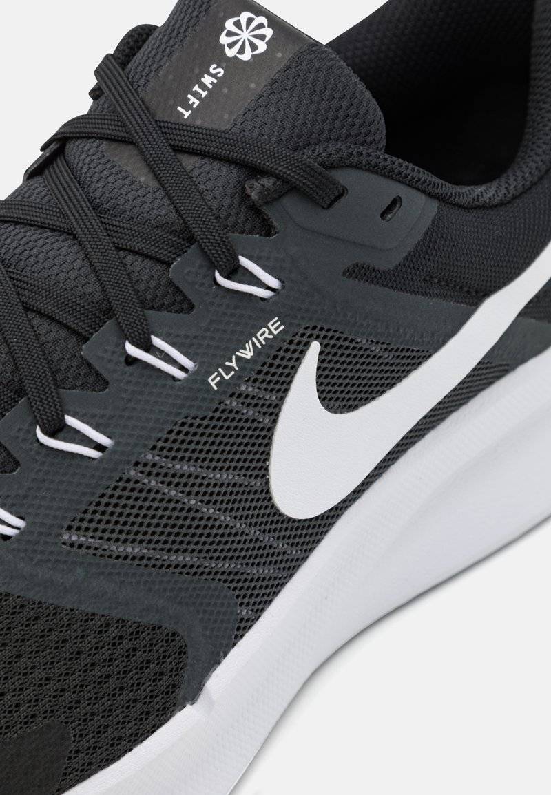Nike Performance Nike Performance RUN SWIFT 3 - Stability running shoes Fabrik Onlineshop