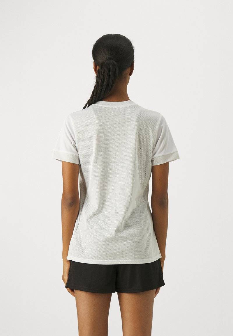 Puma Puma TEAMGOAL MATCHDAY - Sports T-shirt Rabatt