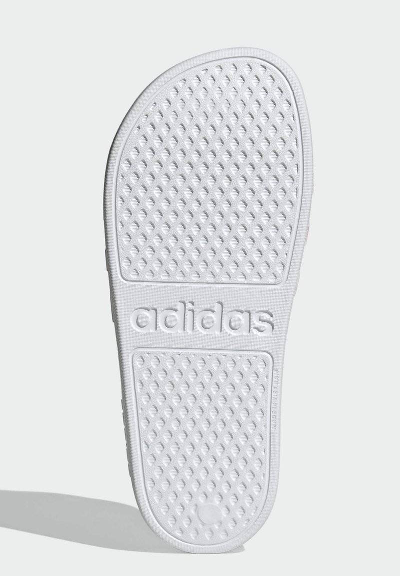 adidas Performance adidas Performance ADILETTE AQUA - Pool slides - white Heißer Verkauf