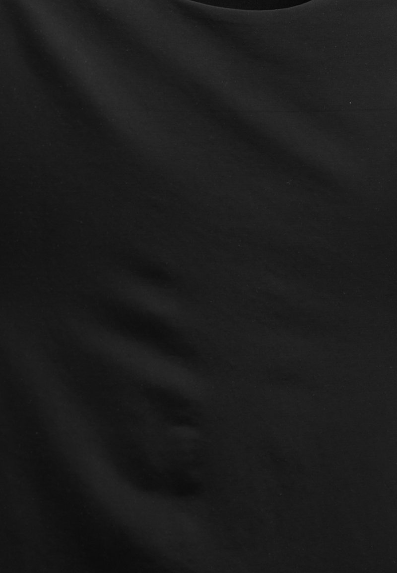 PULL&BEAR PULL&BEAR FITTED SHORT SLEEVE - Basic T-shirt - black Bis zu 55% Rabatt