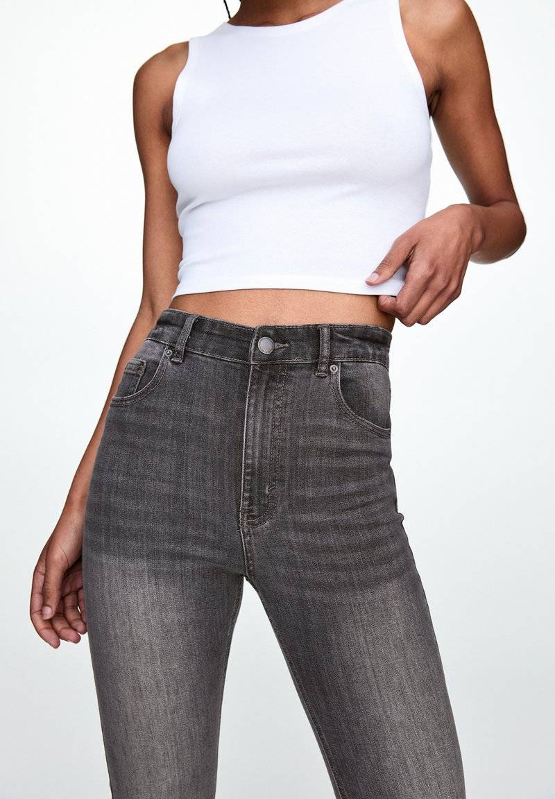 PULL&BEAR PULL&BEAR HIGH WAIST - Jeans Skinny Fit - grey denim Verkauf