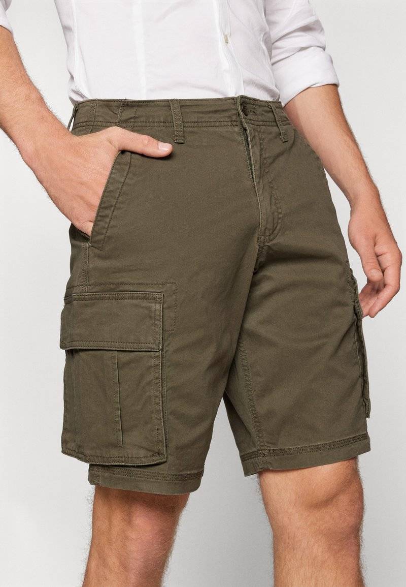 GAP GAP CARGO - Shorts - black moss Hotsell