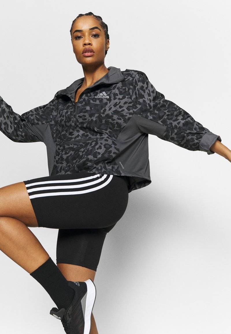 adidas Sportswear adidas Sportswear ESSENTIALS 3-STRIPES BIKE - Leggings Begrenztes Angebot