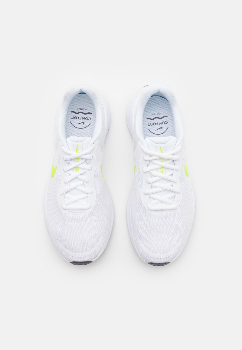 Nike Performance Nike Performance REVOLUTION 7 - Neutral running shoes Online Outlet