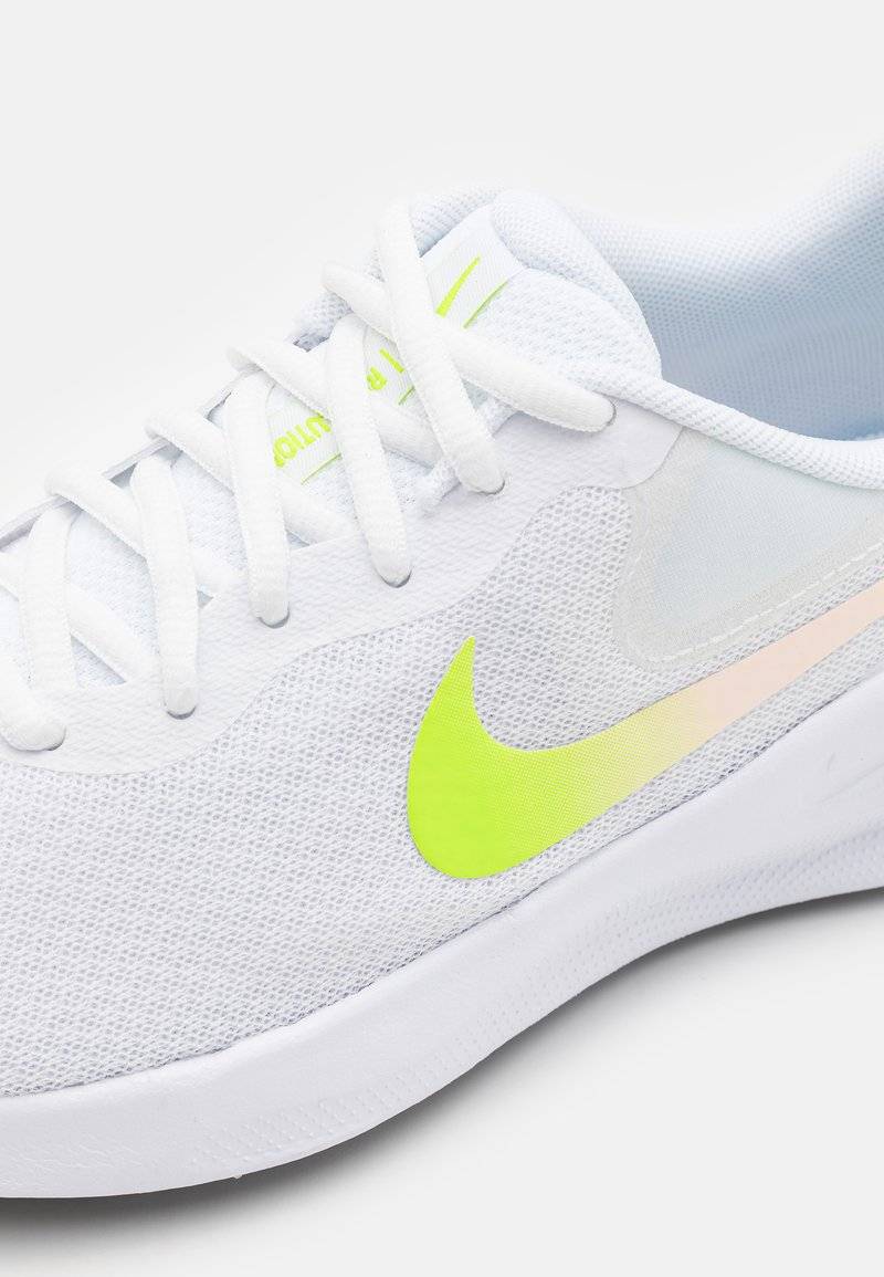 Nike Performance Nike Performance REVOLUTION 7 - Neutral running shoes Online Outlet