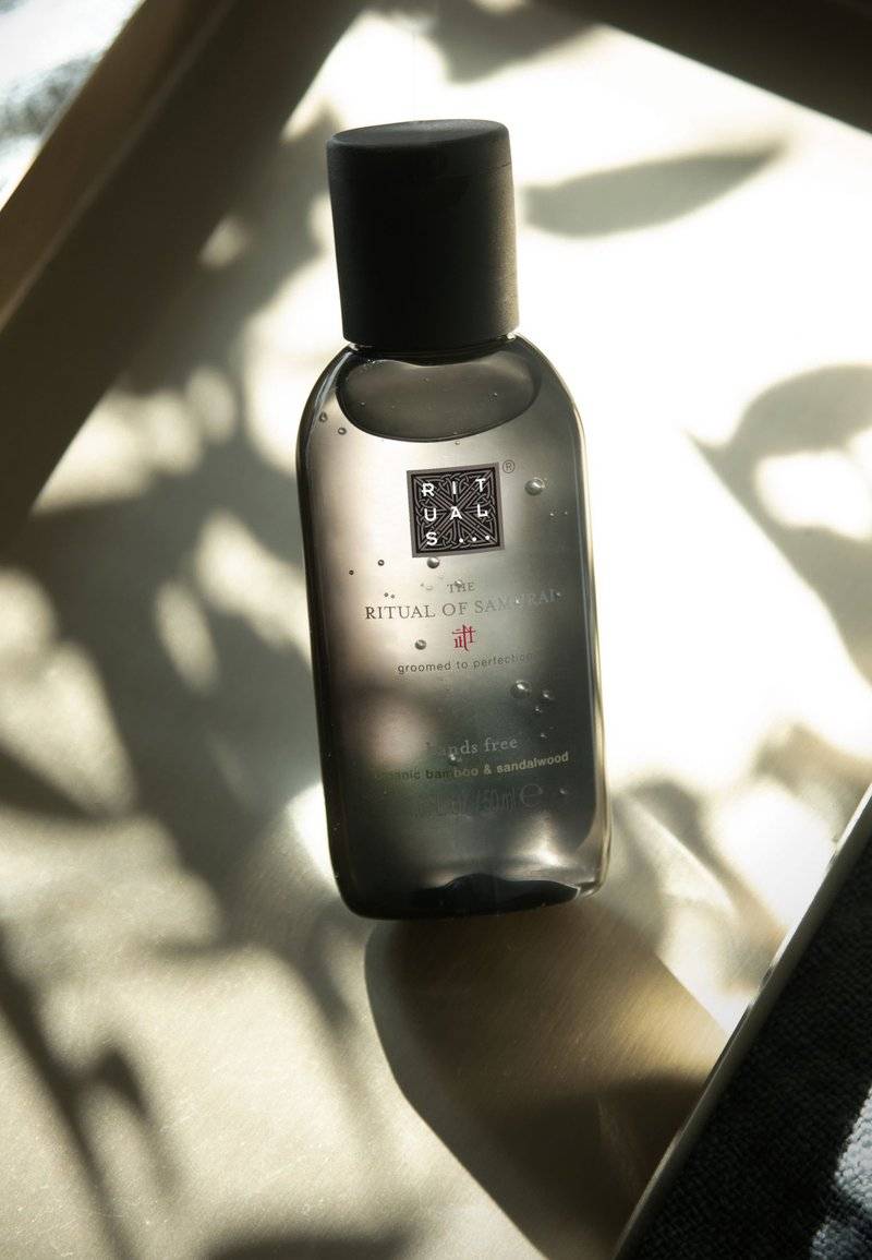 Rituals Rituals HOMME CLEANSING HAND GEL - Hand cream Kostenlose Rückgabe