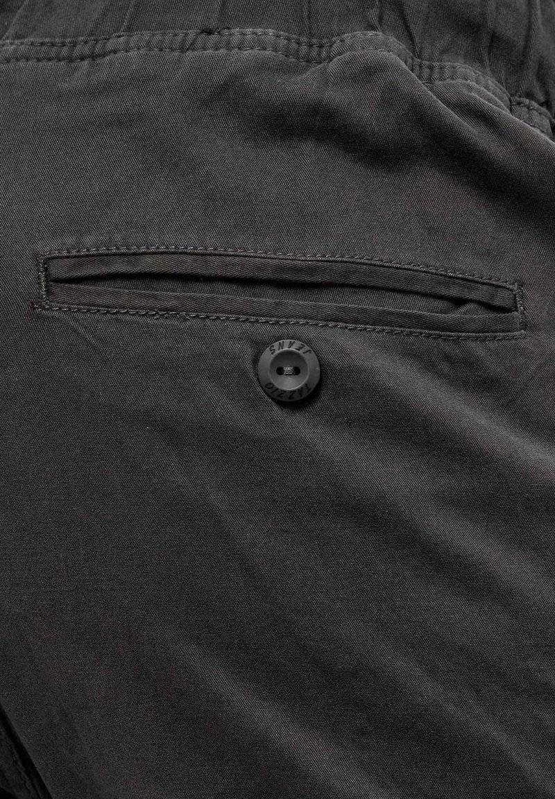 Tazzio Tazzio Cargo trousers - anthrazit Riesige Rabatte