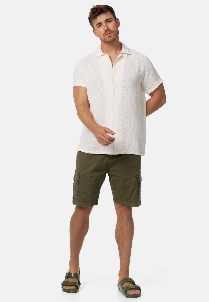 INDICODE JEANS INDICODE JEANS KINNAIRD - Shorts - army Kostenloser Versand international